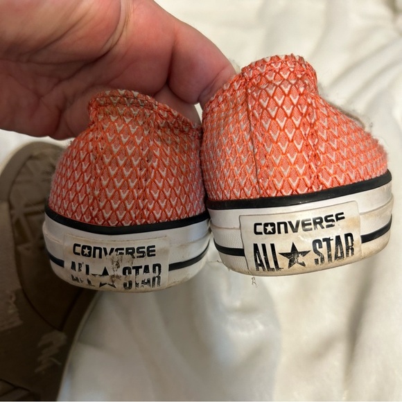 Women’s size 9 Converse All-Star Magenta and Coral Sneakers - Picture 11 of 13